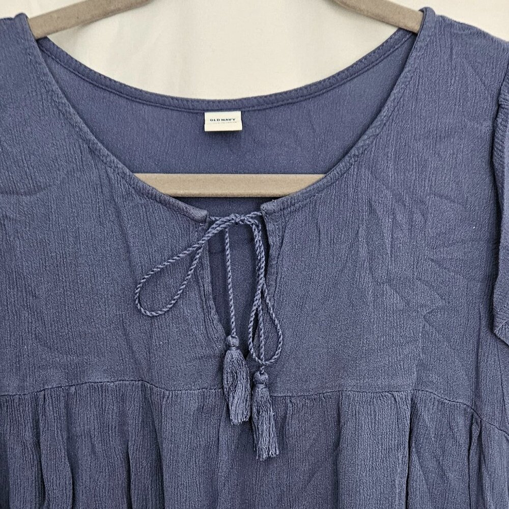 Flutter-sleeve, Split-Neck Periwinkle Blouse - Picture 3 of 6